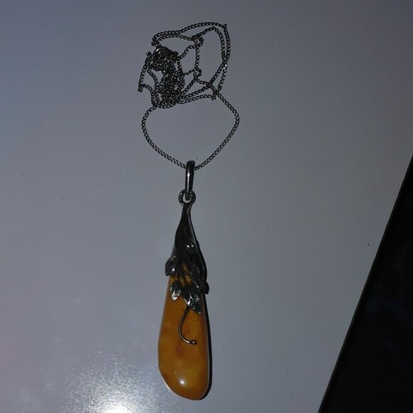 925 Polished Yellow Pendant Necklace Sterling Silver Leaf Design Chain 20 inch - Picture 10 of 10